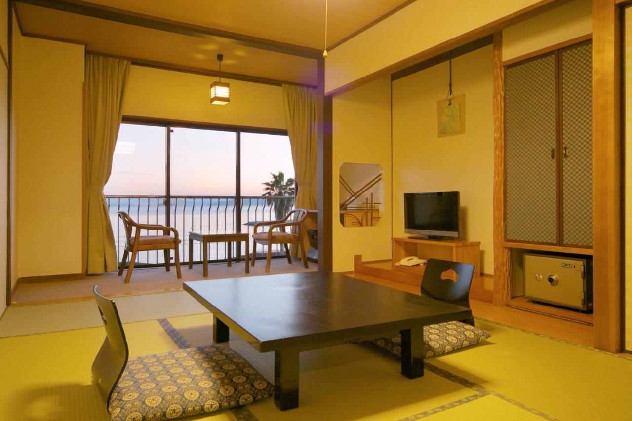 Shodoshima Seaside Hotel Matsukaze Тоносё Экстерьер фото